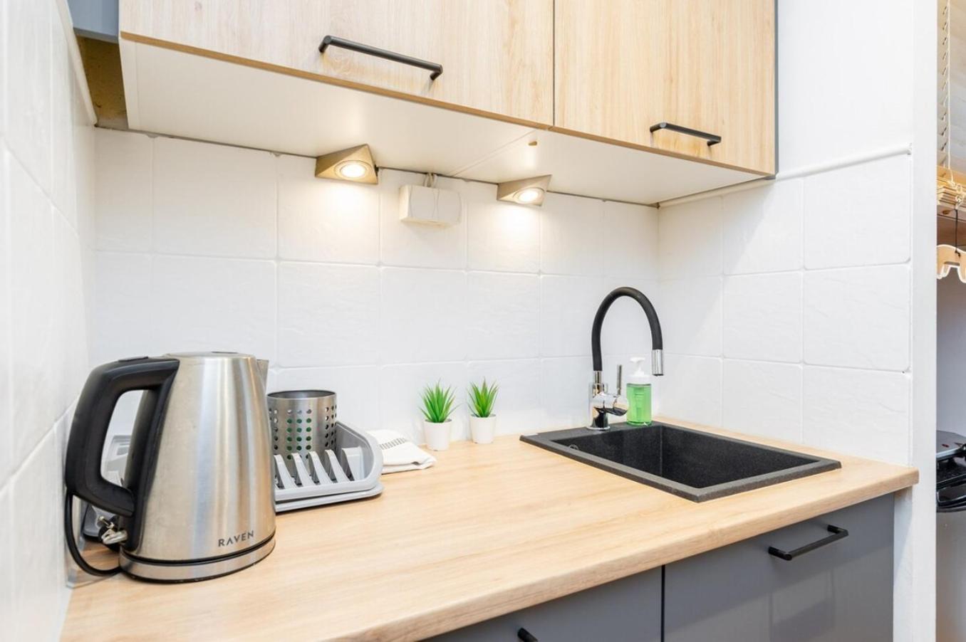 Cinnamon Apartment Metro Swietokrzyska Warszawa Eksteriør billede