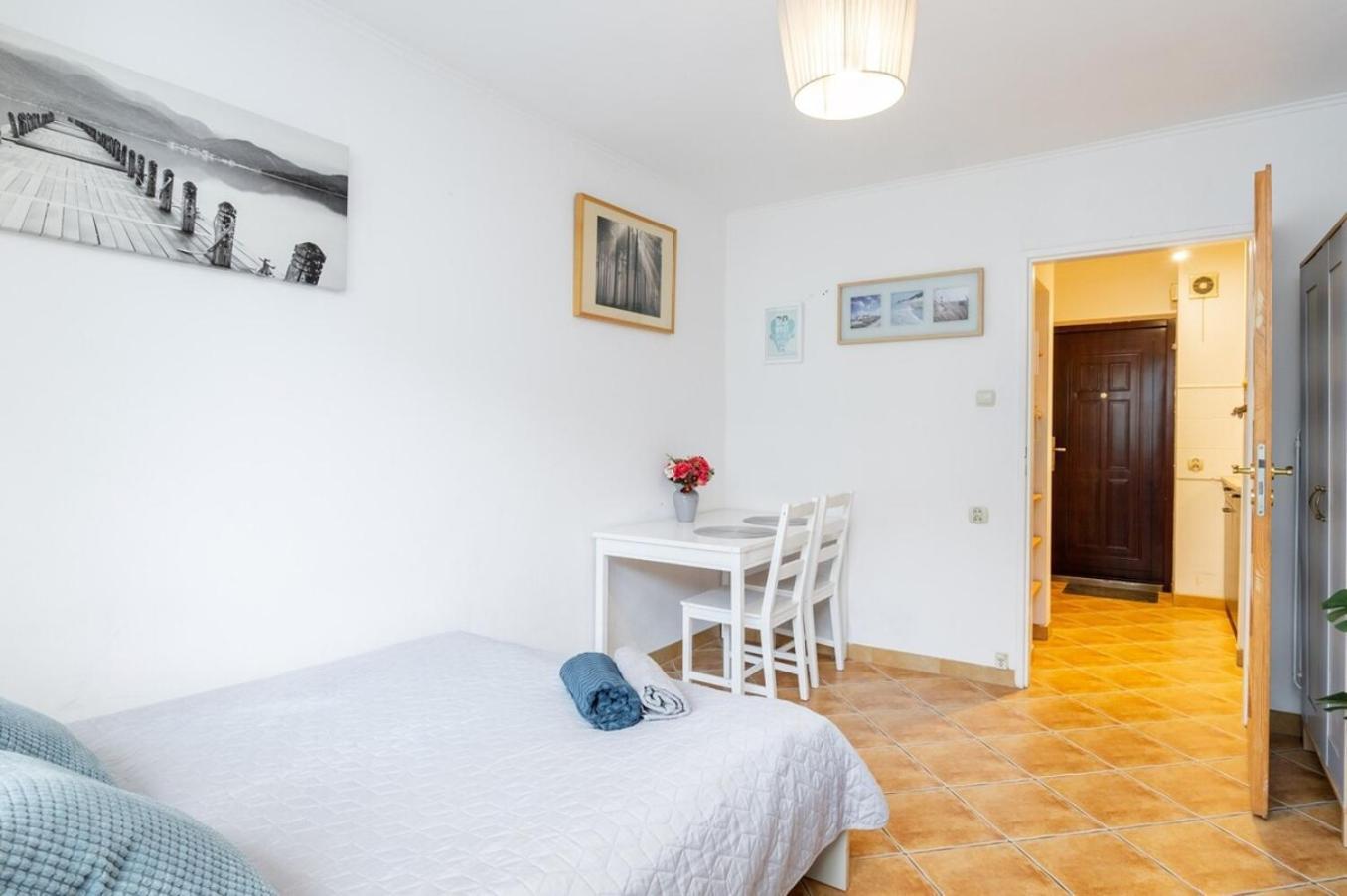 Cinnamon Apartment Metro Swietokrzyska Warszawa Eksteriør billede